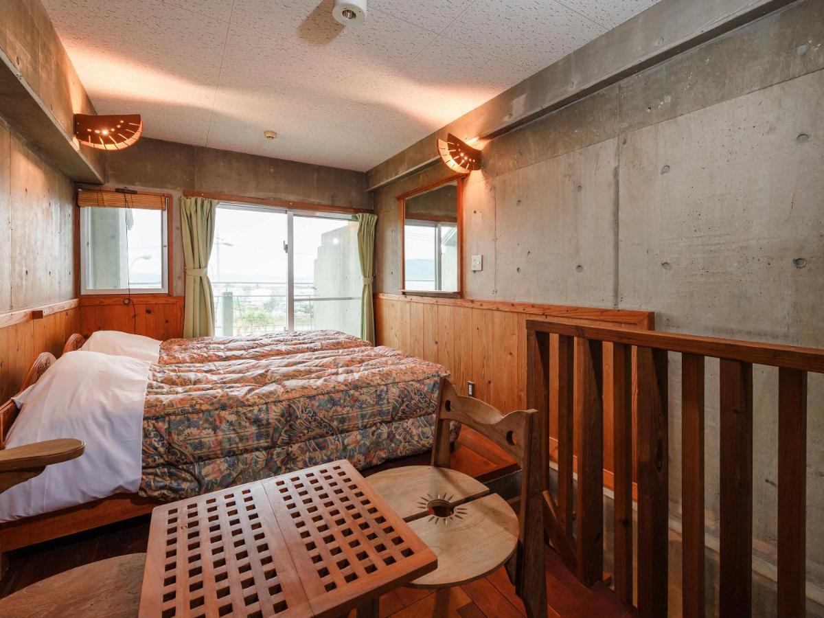 Buzz Resort Onna Exterior foto
